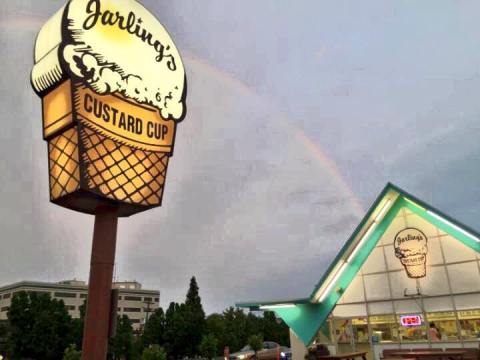 The Charming Custard Stand In Illinois That Makes Summer Seem Endless