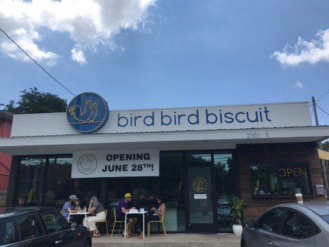 This New Austin Eatery Serves The Most Mouthwatering Honey Butter Chicken Biscuits Ever