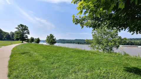 This Quaint Little Trail Is The Shortest And Sweetest Hike In Cincinnati