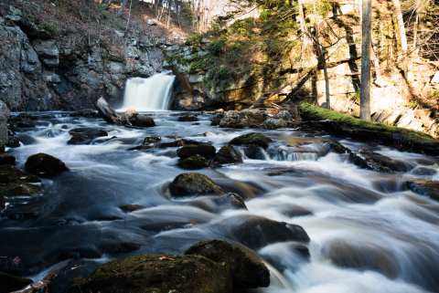 Your Kids Will Love This Easy Half-Mile Waterfall Hike Right Here In Massachusetts
