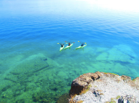 This Breathtaking Kayak Tour In Montana Will Make Your Summer Complete