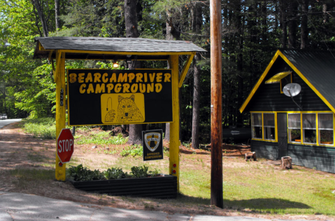 5 Campgrounds In New Hampshire Perfect For Those Who Hate Camping