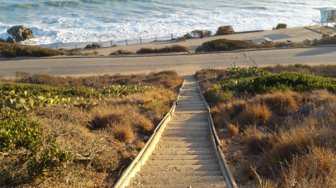 The Coastal Hike In Southern California That Will Bring Out Your Inner Explorer