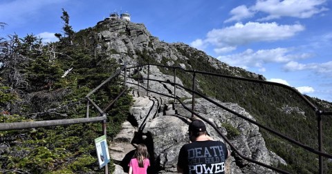 The Historic Staircase In New York That Leads You Straight To An Incredible Mountain View