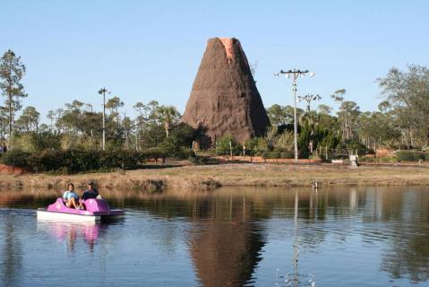 Relive Your Childhood At This Alabama Amusement Park