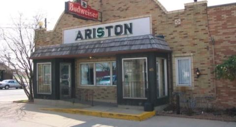 This Adorable Cafe Is The Oldest Restaurant On Route 66 And You'll Want To Plan Your Visit