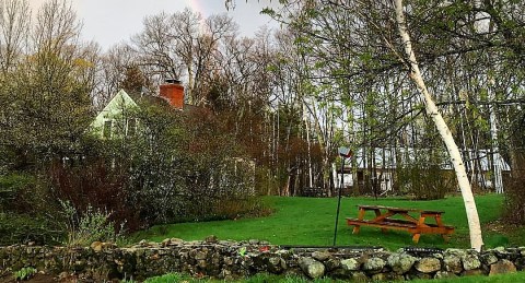 This Picture Perfect New Hampshire Farm Sells The Most Amazing Baked Goods