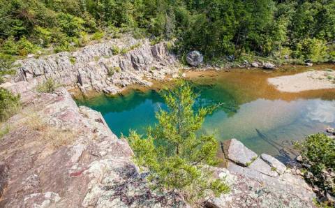 The Clearest River In Missouri Is Almost Too Beautiful To Be Real