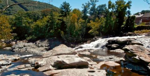 This Unique Spot Is Home To One Of The Coolest Geological Wonders In The U.S.