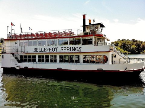 This Dreamy River Boat Cruise Will Show You A Side Of Arkansas Like Never Before