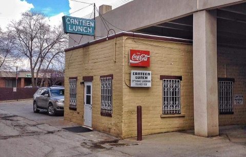 People Drive From All Over For The Pies At This Charming Iowa Cafe