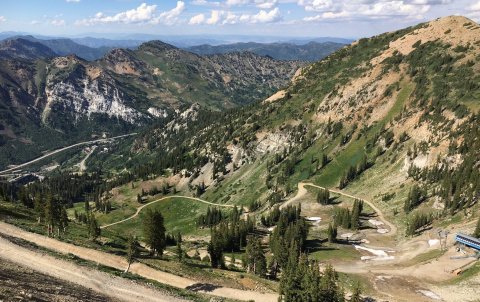 The Easy Trail In Utah That Will Take You To The Top Of The World