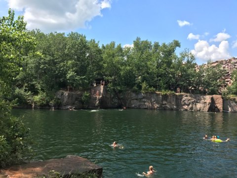 This Secluded Quarry In Minnesota Might Just Be Your New Favorite Swimming Spot