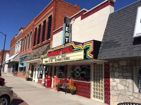 The Historic Oklahoma Restaurant In The Middle Of Nowhere That's So Worth The Drive