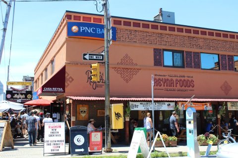 The Best Tacos In Pittsburgh Are Tucked Inside This Unassuming Grocery Store