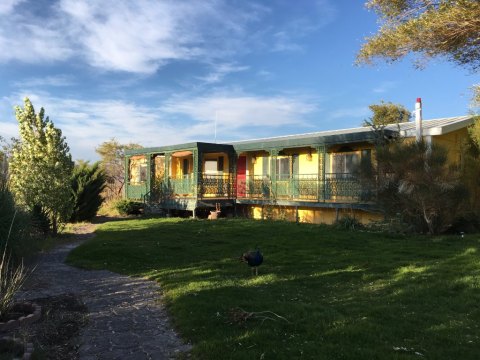 There’s A Themed Bed and Breakfast In The Middle Of Nowhere In Nevada You’ll Absolutely Love