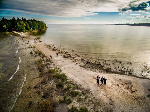 Few People Know There's A Wisconsin Island You Can Walk To