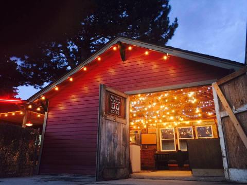 The Ice Cream Parlor In Idaho That's So Worth Waiting In Line For