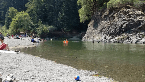 This Hidden Swimming Spot Among The Redwoods In Northern California Is Heaven On Earth