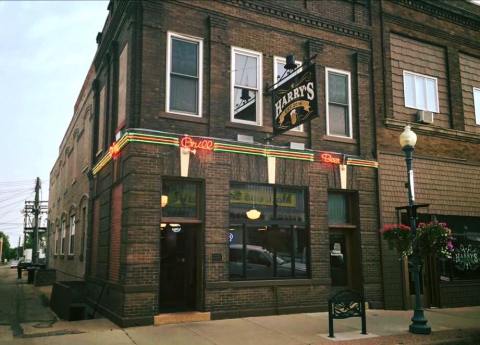 This Barbershop In South Dakota Is Also A Restaurant That Serves Up The Best Burgers You've Ever Had