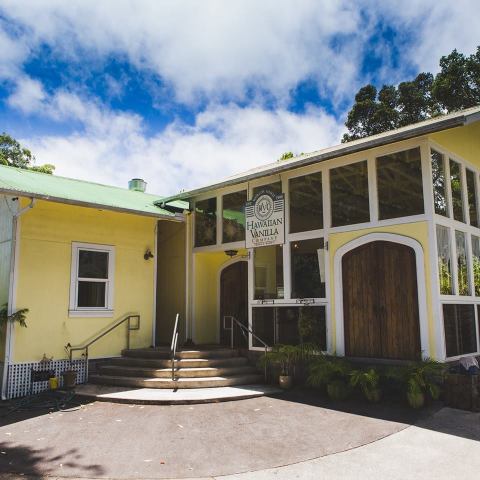 One Of The Country's Only Vanilla Farms Is Hidden Right Here In Hawaii