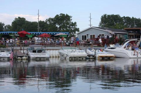 These 9 Nautical Themed Restaurants In Michigan Are Perfect For Beach Bums