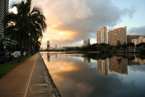 The Magical River Walk In Hawaii That Will Transport You To Another World