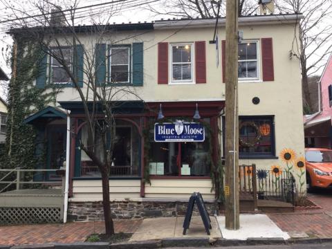 This Mouthwatering 2-Story Restaurant In Pennsylvania Is As Unique As They Come