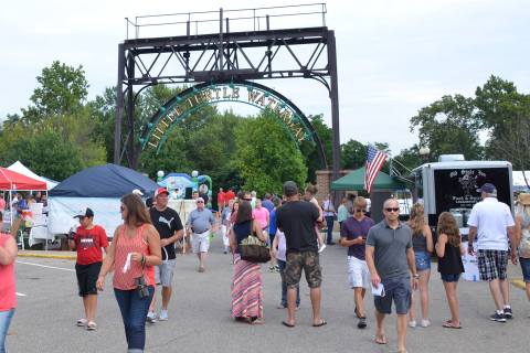 The Delicious Food Festival In Indiana Where You Get To Try A Little Of Everything