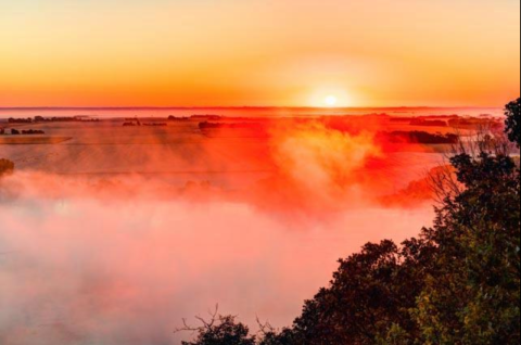 The Breathtaking Overlook In Nebraska That Lets You See For Miles And Miles