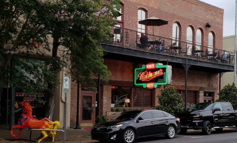 The Pies At This Historic Restaurant In Mississippi Will Blow Your Taste Buds Away