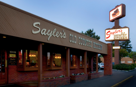 There’s A Restaurant In Oregon That Serves A 72-Ounce Steak We Bet You Can’t Eat All At Once