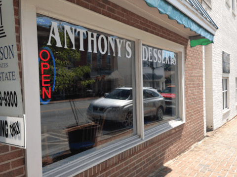 This Small Town Virginia Restaurant Is Dedicated Just To Desserts And It's Pretty Much Heaven On Earth