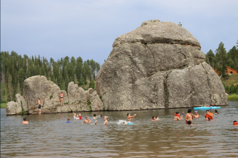 The Secret Tropical Beach In South Dakota Where The Water Is A Mesmerizing Blue