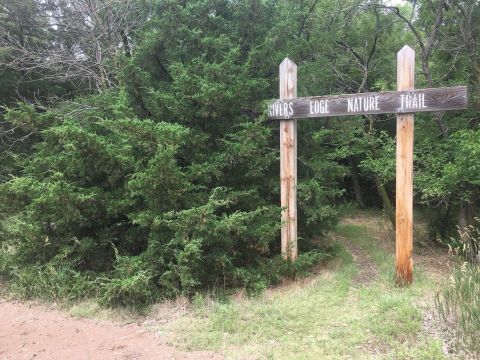 The Underrated River Trail In Nebraska You'll Want To Hike Over And Over Again