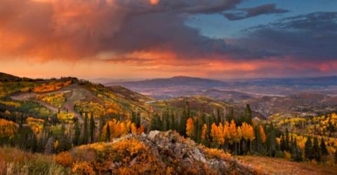 This Utah Hotel Might Be The Best Place To Enjoy The Falls Colors