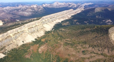 Most People Don’t Know There’s A Great Wall Of China In Montana