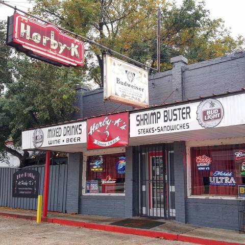 10 Classic Restaurants In Louisiana That Never Change