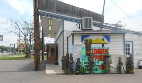 Don’t Let The Outside Fool You, Under The Pier In Pennsylvania Serves Some Of The Most Delicious Seafood Around