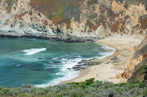 The Secret Tropical Beach In Northern California Where The Water Is A Mesmerizing Blue