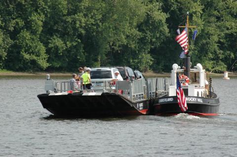 The Oldest Ferry In The U.S. Is In Connecticut And You'll Want To Jump On Board