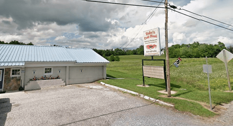 Don’t Let The Outside Fool You, This Seafood Restaurant In Maryland Is A True Hidden Gem