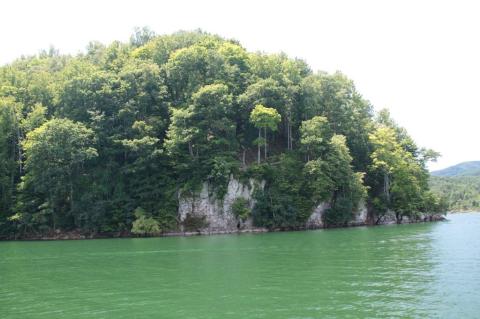 Visit The Magical Virginia Lake With Emerald Green Waters For One Last Taste Of Summer