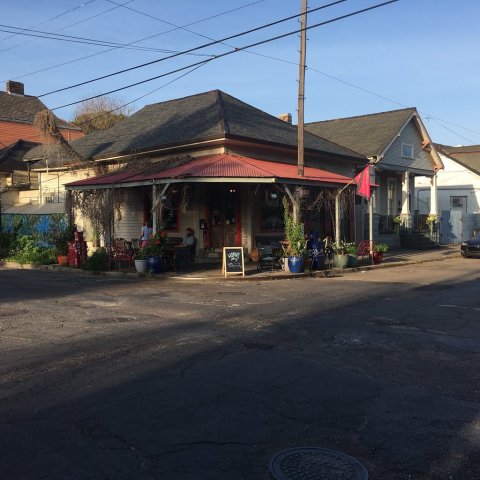 You'll Quickly Fall In Love With This Delightfully Charming Neighborhood Restaurant In New Orleans