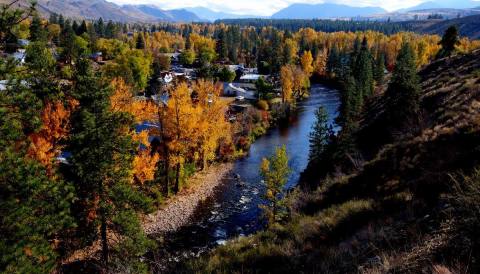 These 7 Beautiful Washington Day Trips Will Help You Welcome Fall