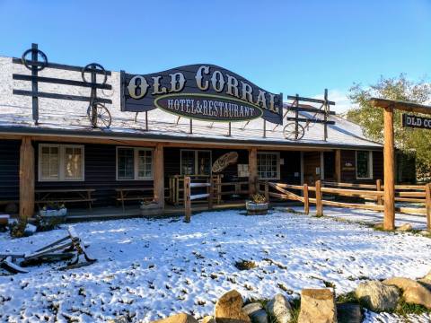 The Hidden Restaurant In Wyoming That's Surrounded By The Most Breathtaking Fall Colors