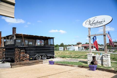 Three Of America's Top BBQ Joints Are Right Here In Austin And You'll Want To Try Each One