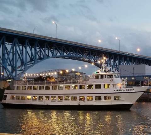 Climb Aboard This Spooky Ghost Ship In Cleveland For An Unforgettable Halloween