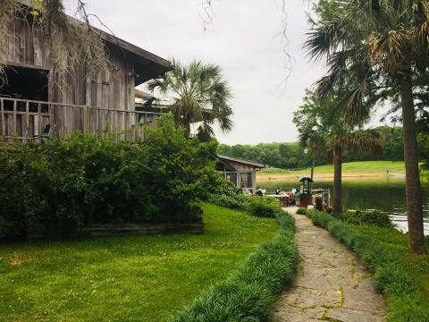 The Remote Cabin Restaurant In Louisiana That Serves Up The Most Delicious Food