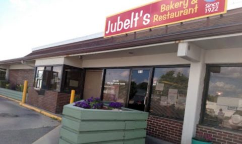 The Bakery Hiding In This Vintage Illinois Restaurant Is Impossible To Ignore